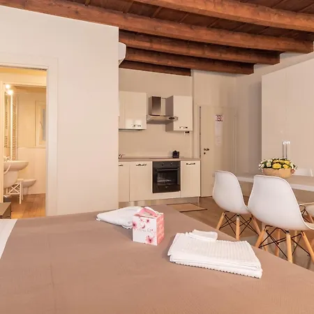 Palazzetto Il Mangano - F&l Brescia